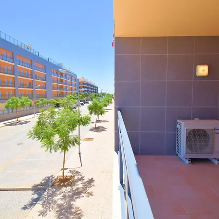 Daire Stunning Marina Village - *